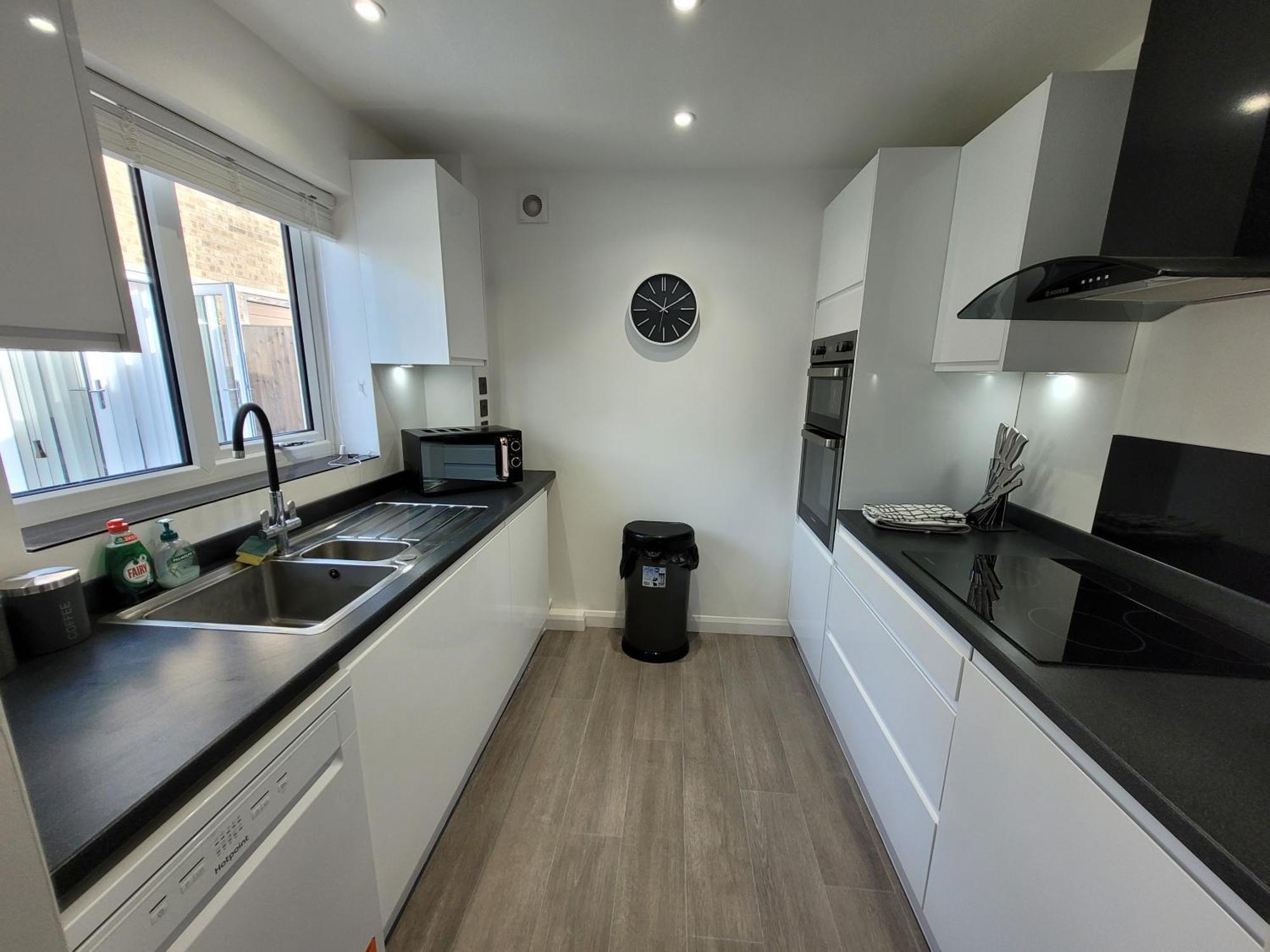 Bumblebee Bungalow - With Separate Office And Gaming Space By Catchpole Stays Colchester Kültér fotó